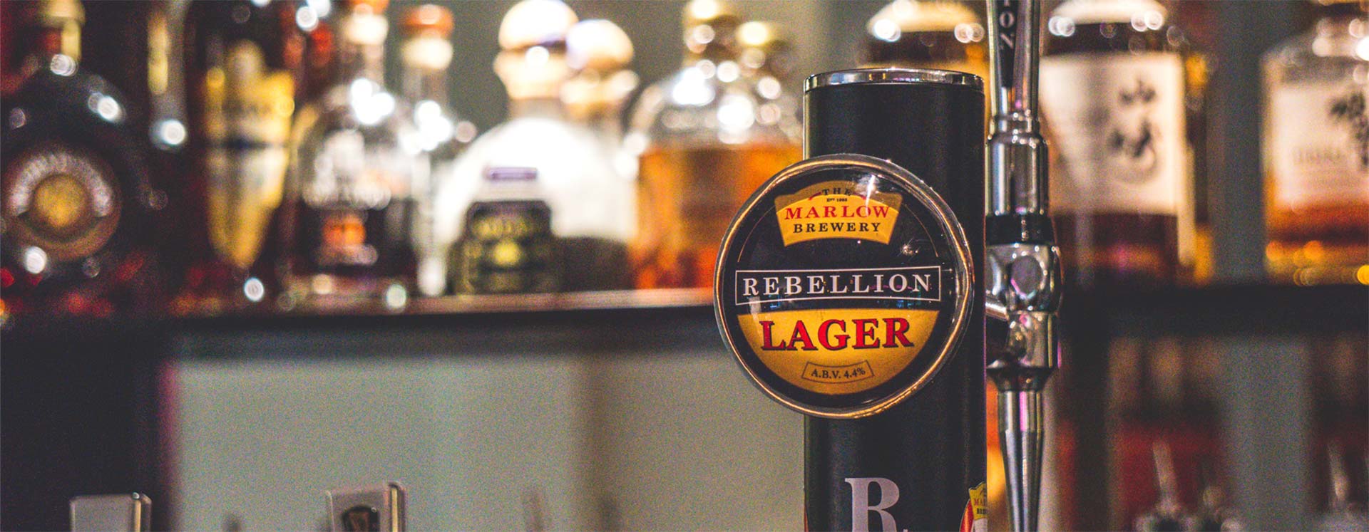 the pinkneys arms exterior